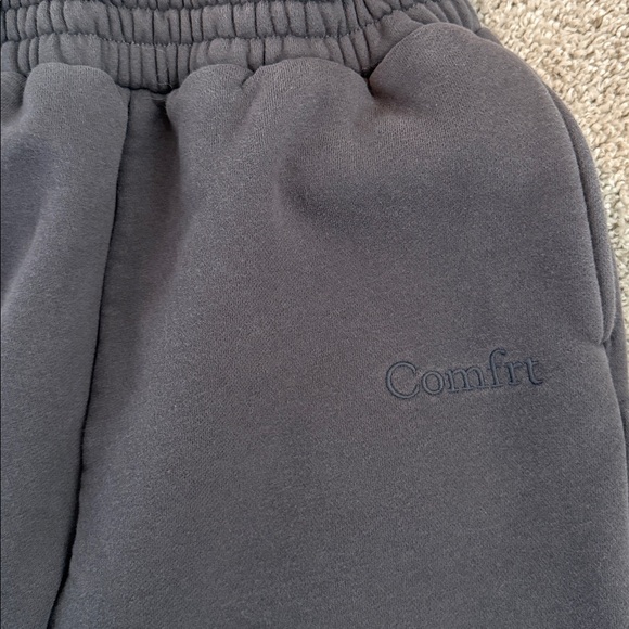 Comfrt Signature Kids Hoodie and Jogger Set - Picture 4 of 7